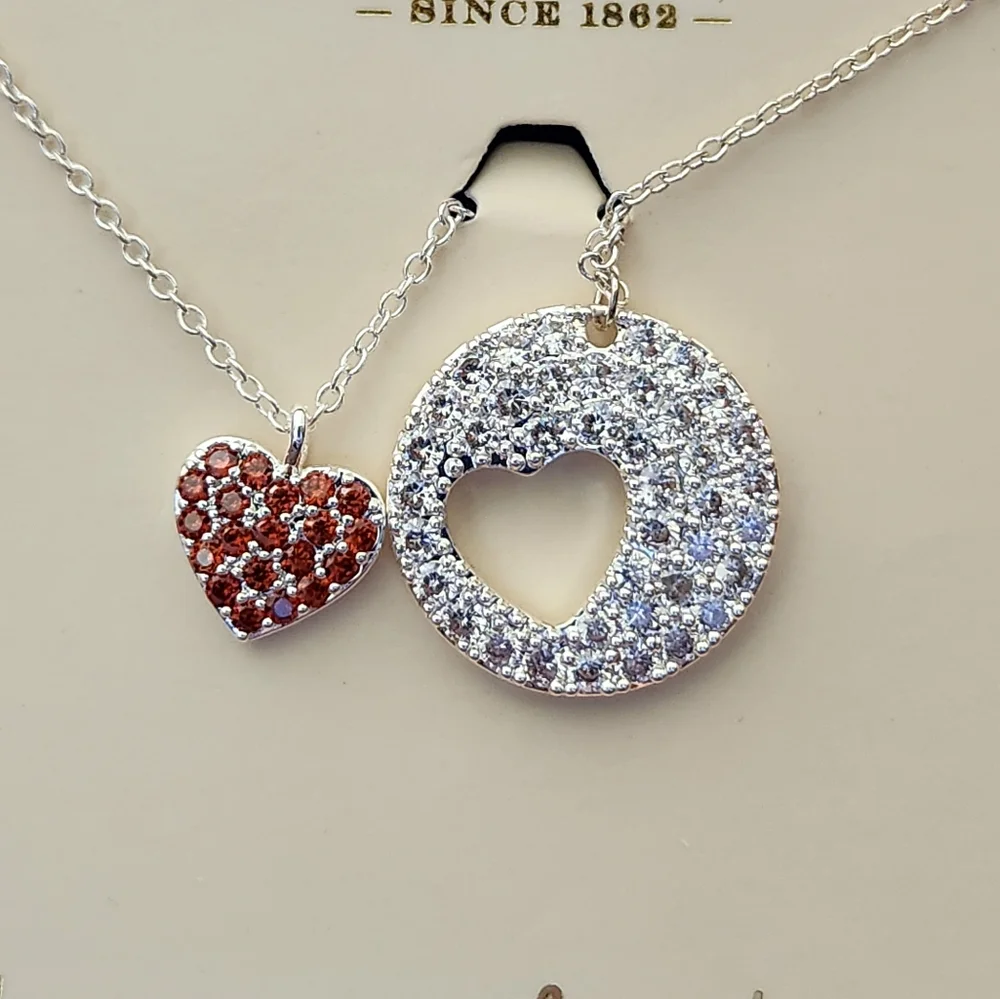 FAO Schwarz Mother Daughter Heart Necklace Set New In Box